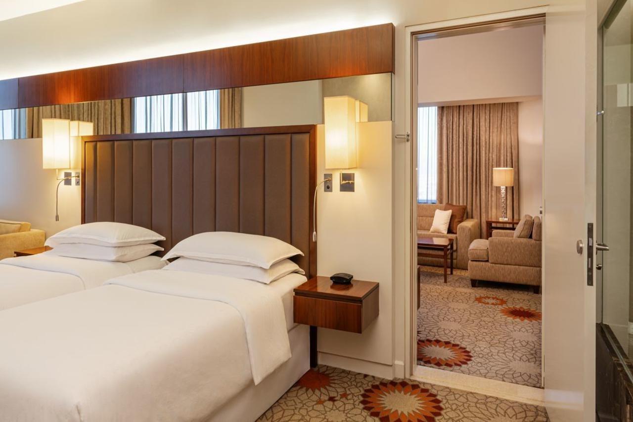 Sheraton Mall Of The Emirates Hotel, Hotel