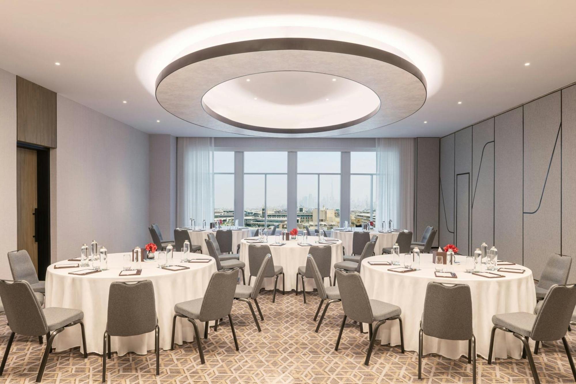Hotel Sheraton Mall Of The Emirates Hotel, 5*