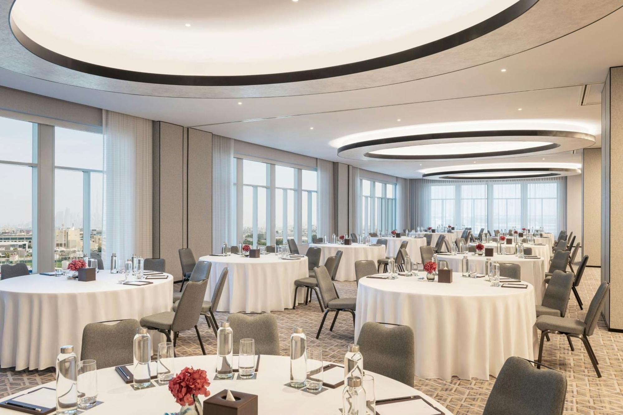 Hotel Sheraton Mall Of The Emirates Hotel,